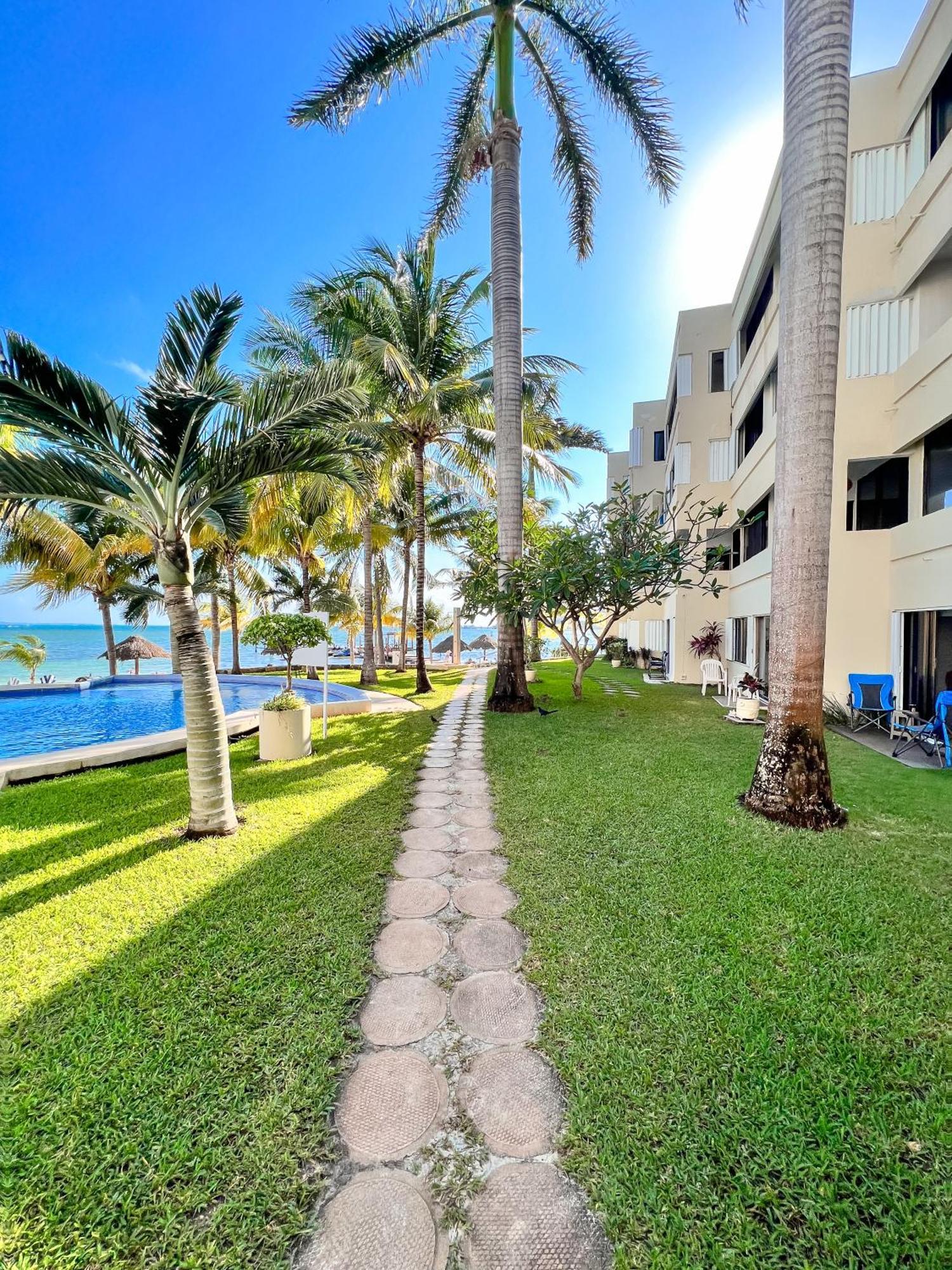 Bello Mar De Cancun, Beautiful 2Br 2Ba Condo Overlooking Beach Spectacular View! 외부 사진